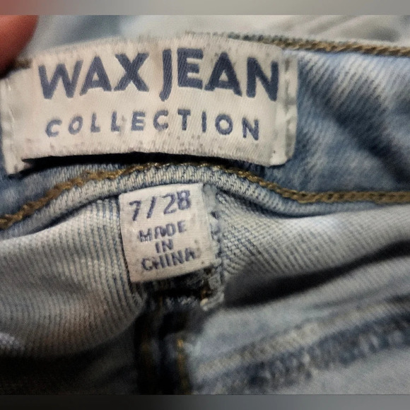 Wax Jean Collection Jeans - Size 7/28 - Light Blue Color with Rips - Picture 5 of 6